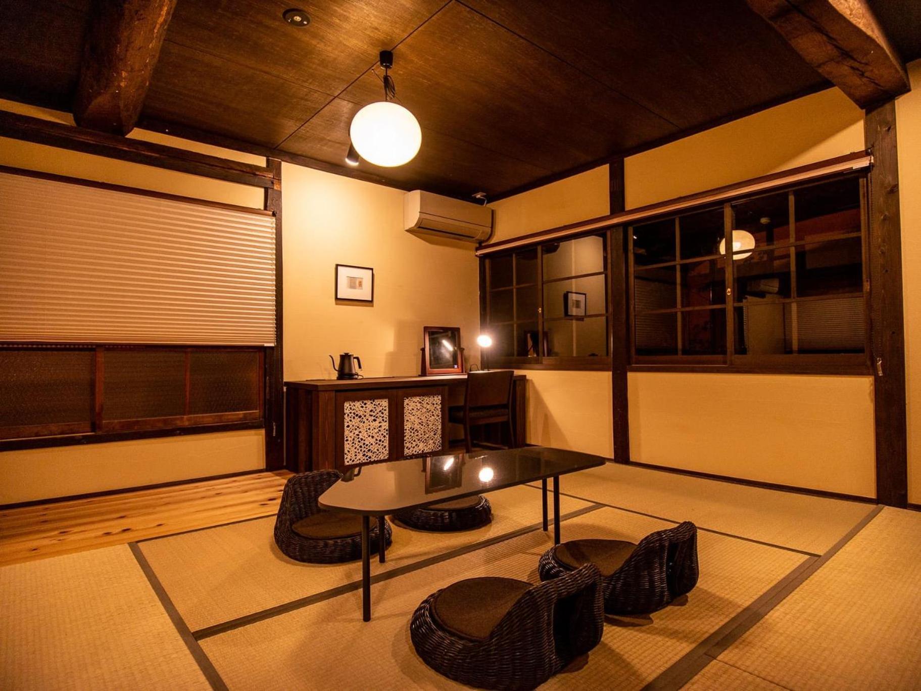 Nipponia Hotel Ozu Castle Town Buitenkant foto