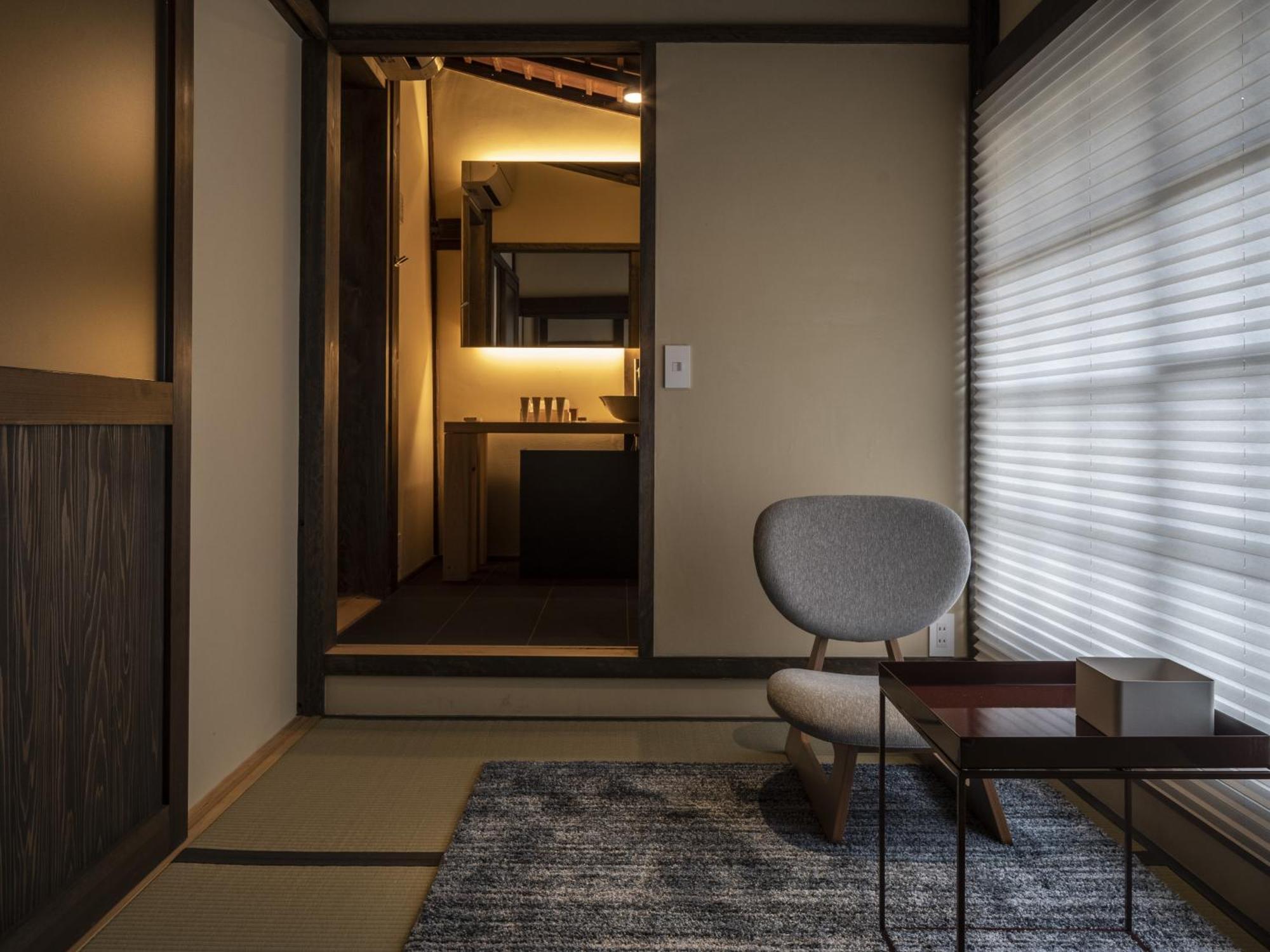 Nipponia Hotel Ozu Castle Town Buitenkant foto