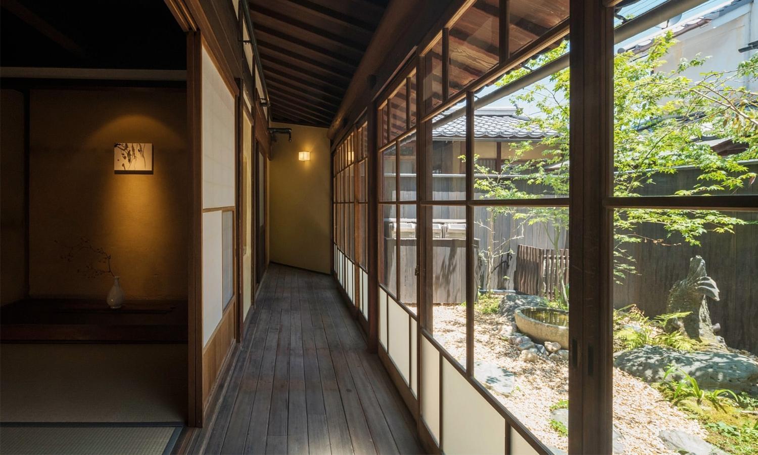 Nipponia Hotel Ozu Castle Town Buitenkant foto